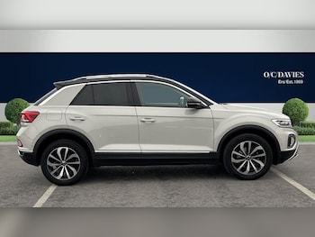 Used Volkswagen T-Roc 2023 for sale - 76830292: Photo