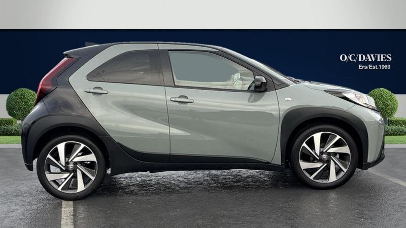 Used Toyota Aygo X 2024 for sale - 76882424: Photo 2