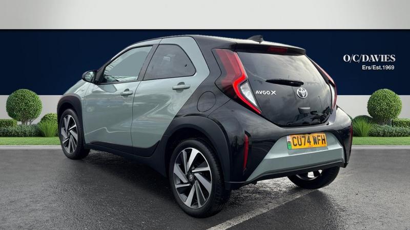 Used Toyota Aygo X 2024 for sale - 76882424: Photo 3