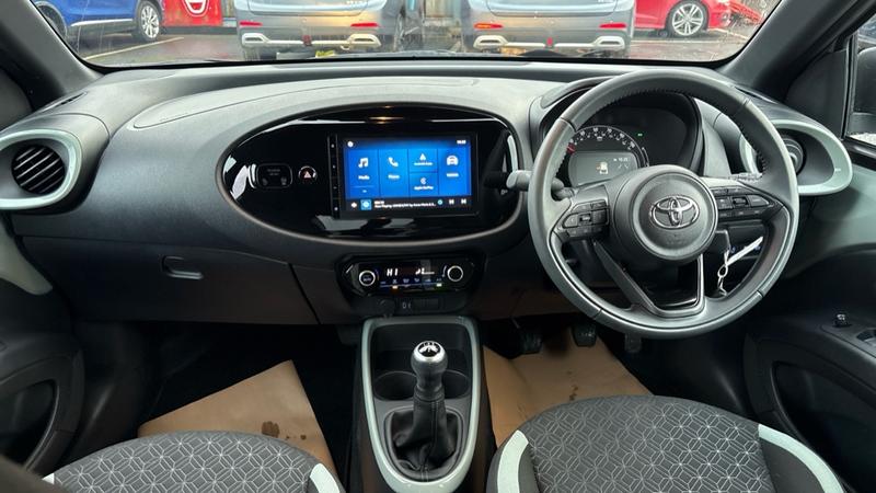 Used Toyota Aygo X 2024 for sale - 76882424: Photo 5