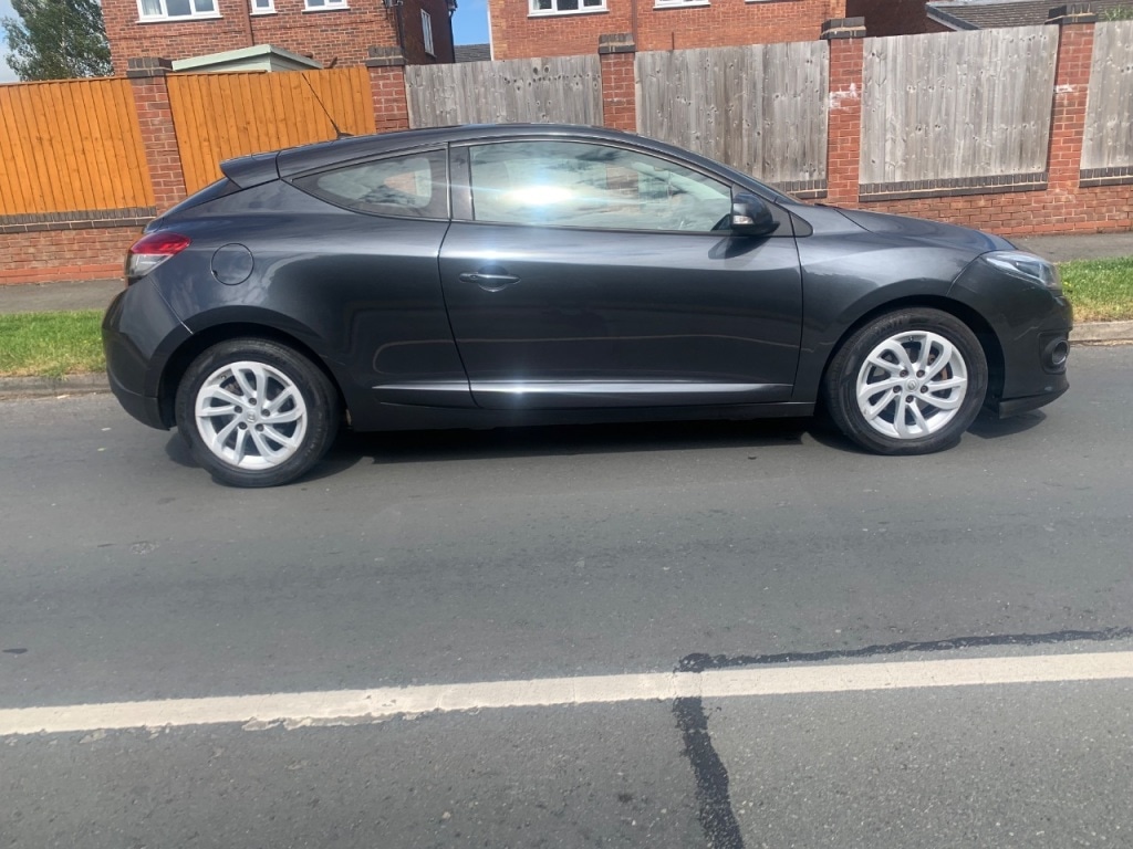 Used Renault Megane 2014 for sale - 77107087: Photo 6