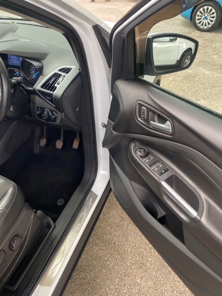 Used Ford Kuga 2015 for sale - 77107058: Photo 14