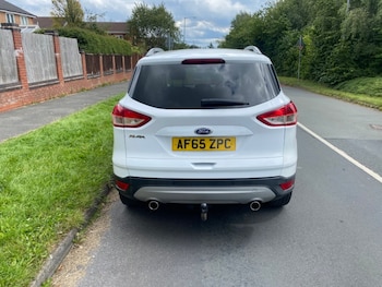 Used Ford Kuga 2015 for sale - 77107058: Photo