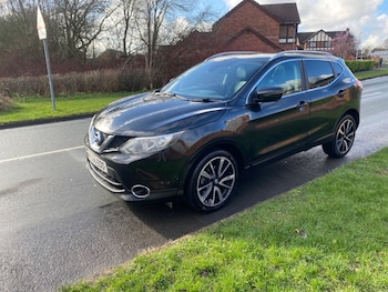 Used Nissan Qashqai 2014 for sale - 77631494: Photo