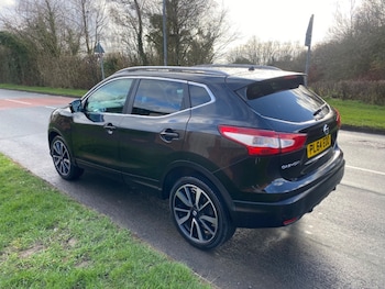 Used Nissan Qashqai 2014 for sale - 77631494: Photo