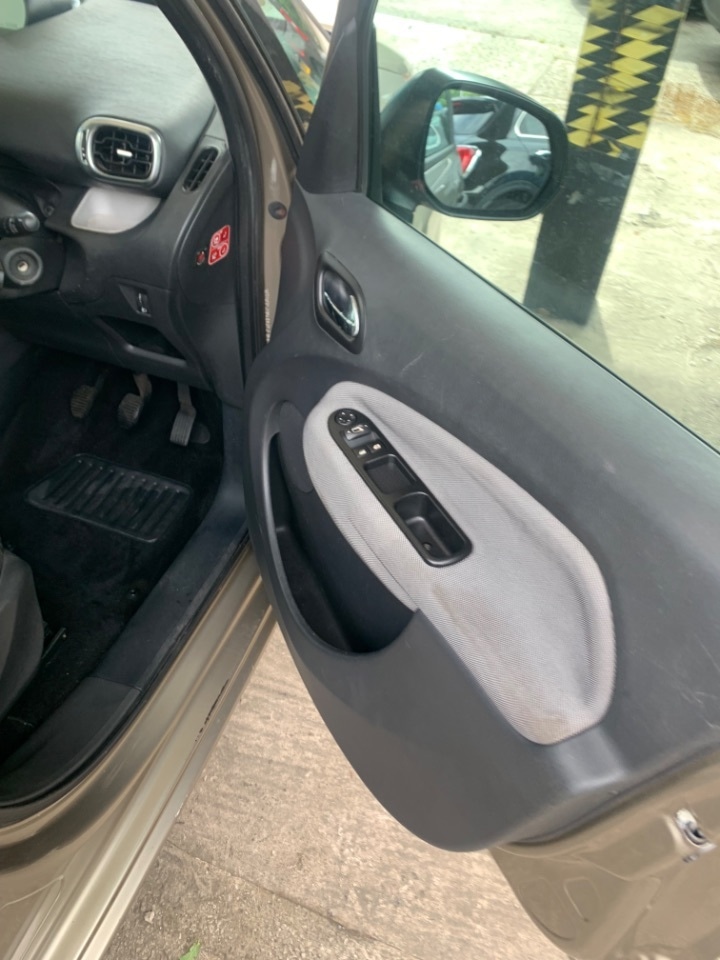 Used Dacia Duster 2013 for sale - 77107083: Photo 13