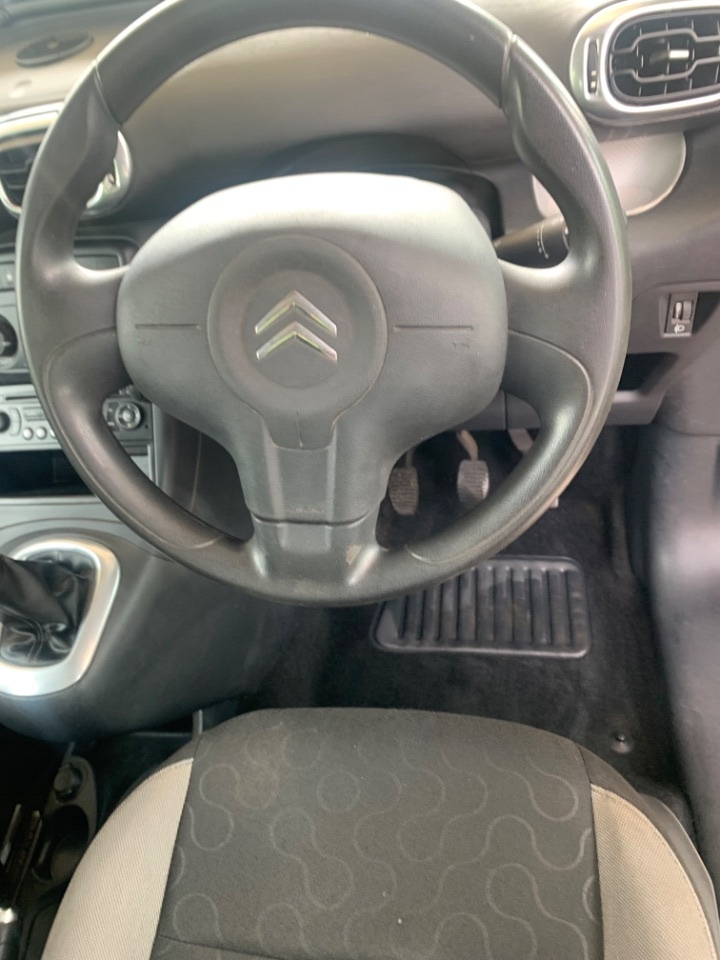 Used Dacia Duster 2013 for sale - 77107083: Photo 8