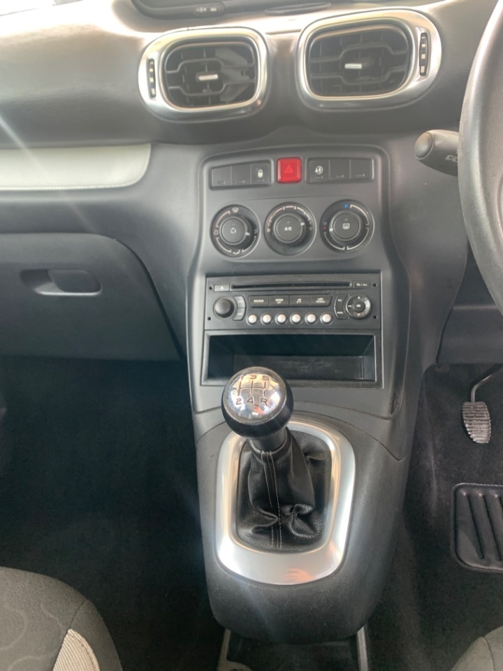 Used Dacia Duster 2013 for sale - 77107083: Photo 9