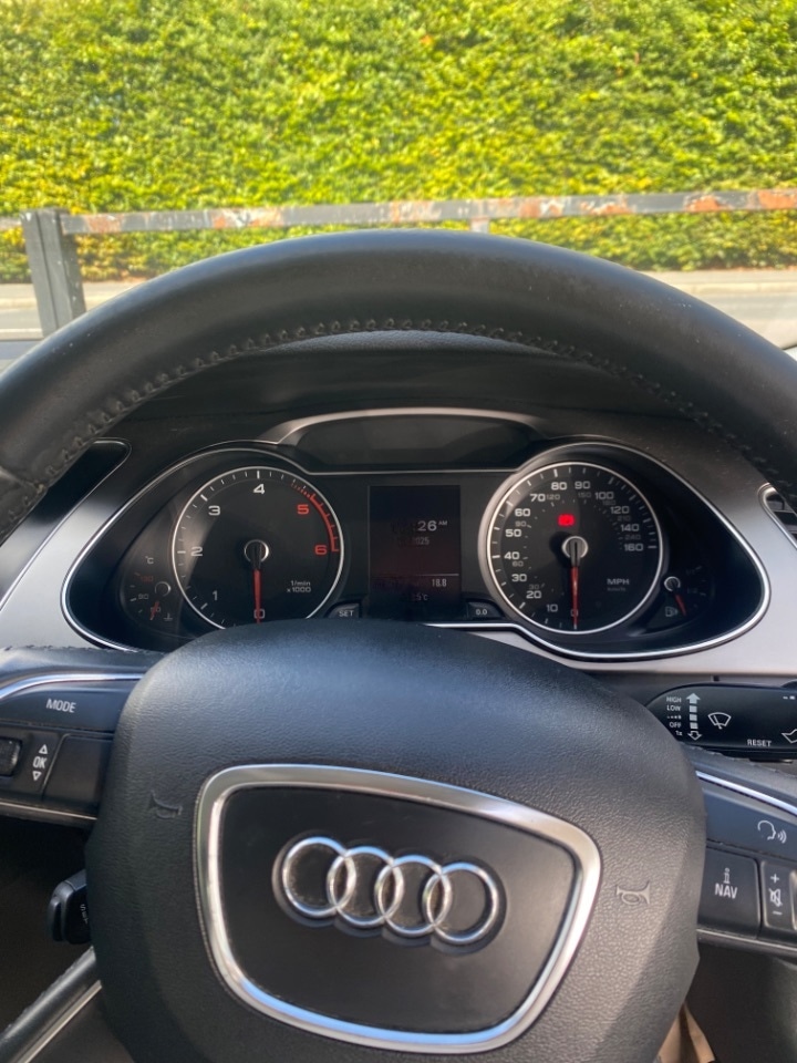 Used Audi A4 2013 for sale - 77107078: Photo 8