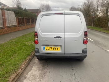 Used Peugeot Partner 2017 for sale - 77421369: Photo
