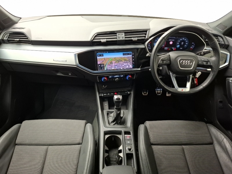 Used Audi Q3 2023 for sale - 76484176: Photo 2
