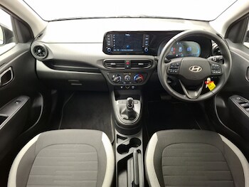 Used Hyundai i10 2025 for sale - 77948029: Photo