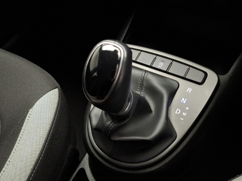 Used Hyundai i10 2023 for sale - 77020761: Photo 17