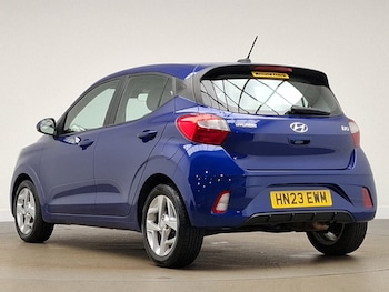 Used Hyundai i10 2023 for sale - 77020761: Photo