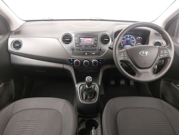 Used Hyundai i10 2017 for sale - 78876998: Photo