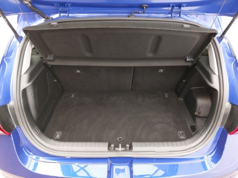 Used Hyundai i20 2023 for sale - 78225200: Photo 8