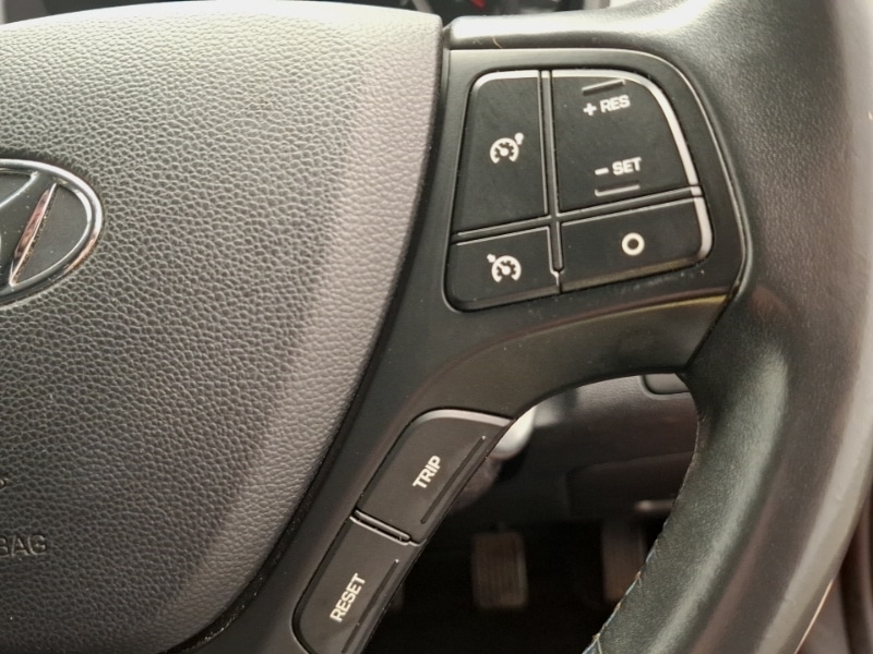 Used Hyundai i10 2016 for sale - 76726249: Photo 17