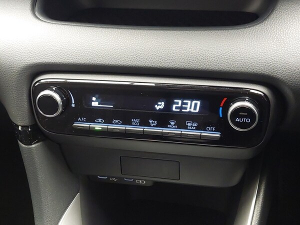 Used Mazda Mazda2 HYBRID 2024 for sale - 74458043: Photo 15