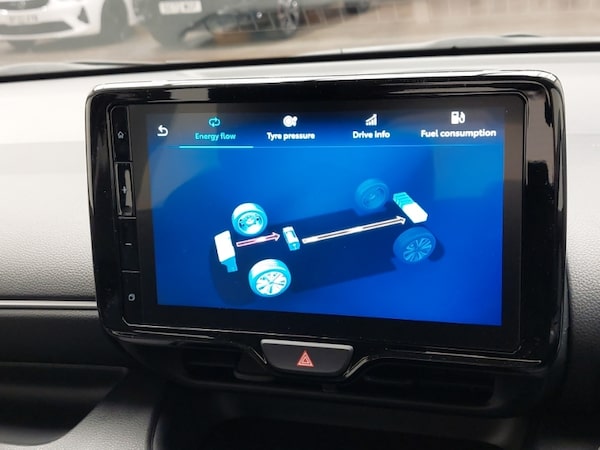 Used Mazda Mazda2 HYBRID 2024 for sale - 74458043: Photo 16