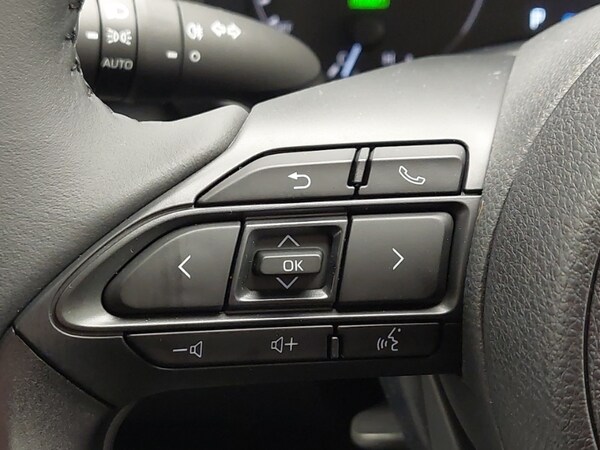 Used Mazda Mazda2 HYBRID 2024 for sale - 74458043: Photo 18