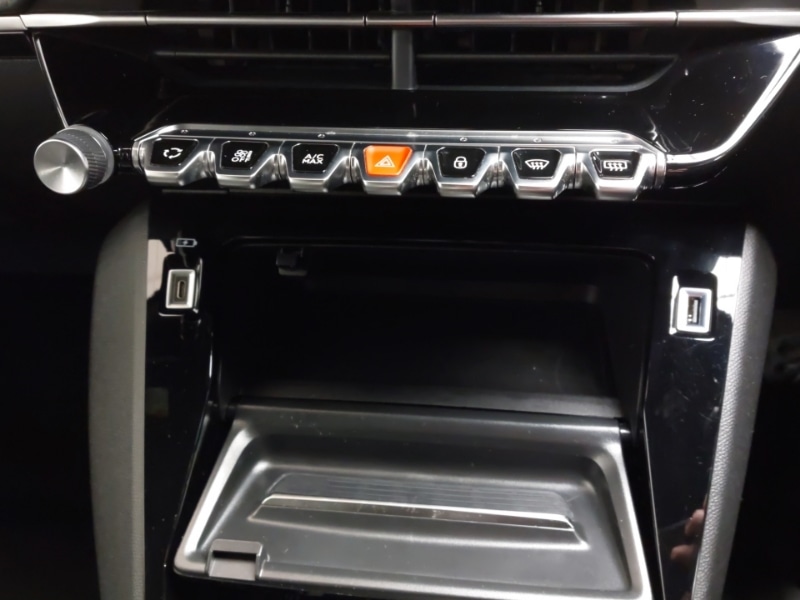 Used Peugeot 2008 2023 for sale - 77338154: Photo 17