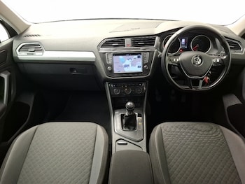 Used Volkswagen Tiguan 2017 for sale - 77433229: Photo