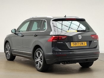 Used Volkswagen Tiguan 2017 for sale - 77433229: Photo