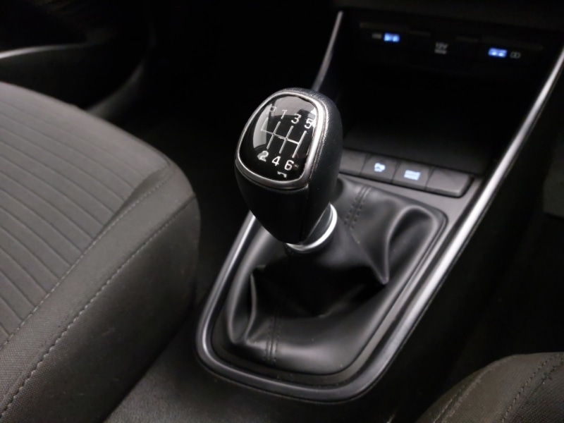 Used Hyundai i20 2023 for sale - 77776717: Photo 15