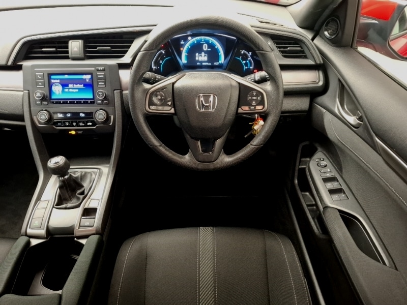 Used Honda Civic 2018 for sale - 76571751: Photo 7