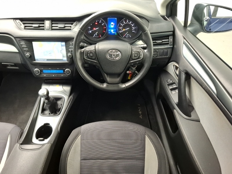 Used Toyota Avensis 2017 for sale - 76493180: Photo 7