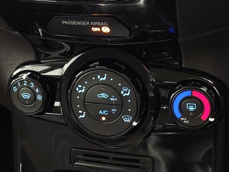 Used Ford Fiesta 2017 for sale - 76816085: Photo 15