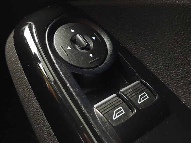 Used Ford Fiesta 2017 for sale - 76816085: Photo 17