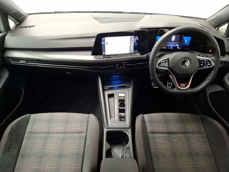 Used Volkswagen Golf 2021 for sale - 77300091: Photo 2