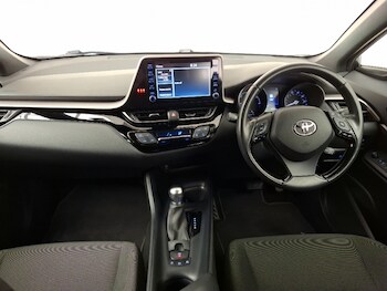 Used Toyota C-HR 2020 for sale - 78178458: Photo