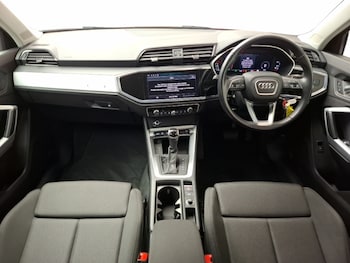 Used Audi Q3 2021 for sale - 77149915: Photo