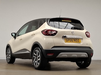 Used Renault Captur 2017 for sale - 76289610: Photo 3