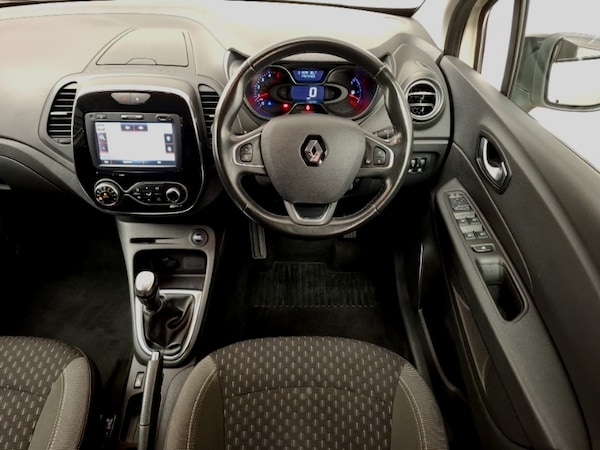 Used Renault Captur 2017 for sale - 76289610: Photo 7