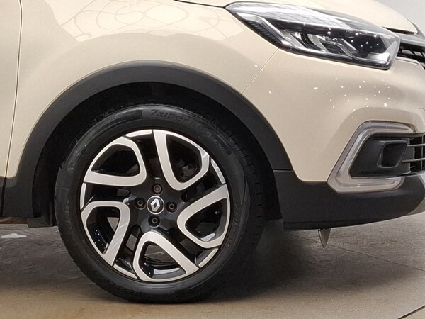 Used Renault Captur 2017 for sale - 76289610: Photo 9