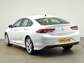 Used Vauxhall Insignia 2019 for sale - 79440208: Photo