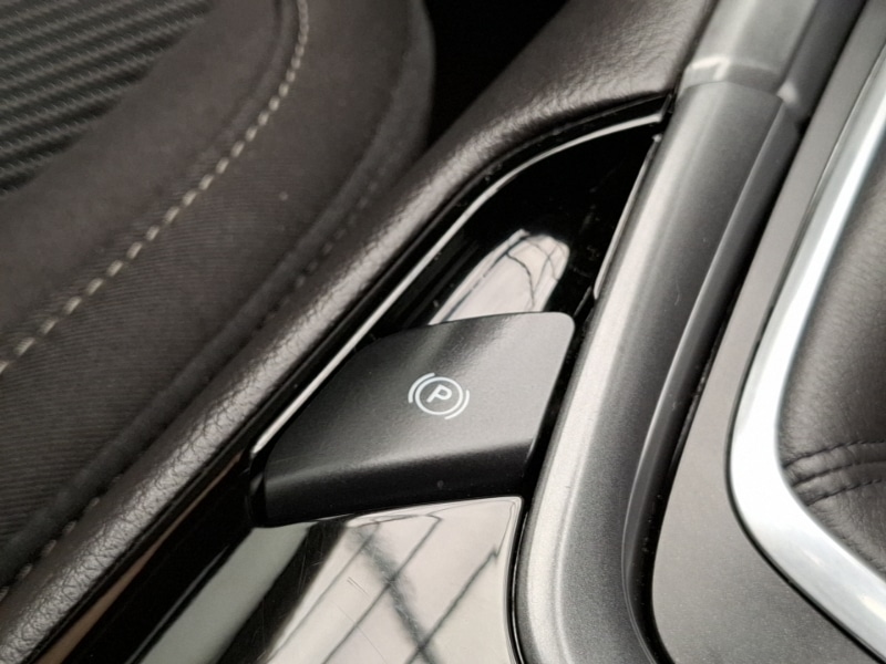 Used Ford Mondeo 2016 for sale - 76763997: Photo 17