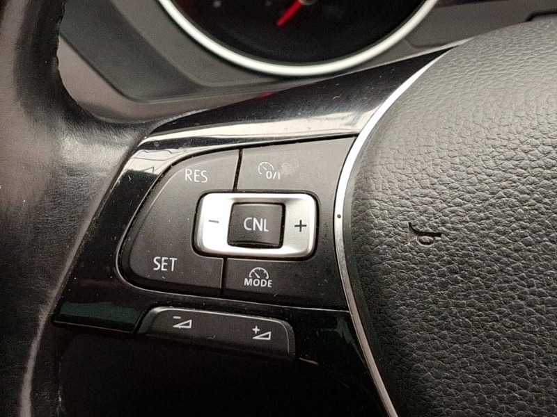 Used Volkswagen Tiguan 2017 for sale - 77600797: Photo 17