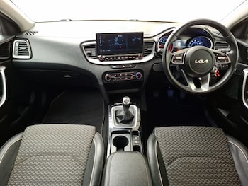 Used Kia XCeed 2021 for sale - 76078648: Photo 2