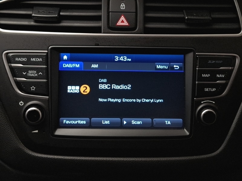 Used Hyundai i20 2019 for sale - 77008735: Photo 10