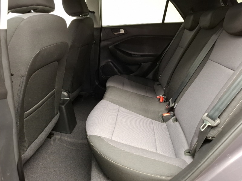 Used Hyundai i20 2019 for sale - 77008735: Photo 6