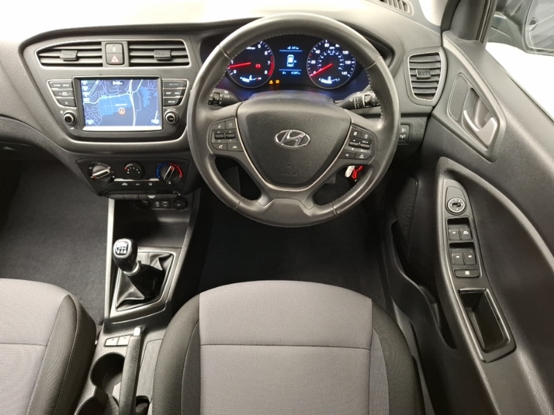 Used Hyundai i20 2019 for sale - 77008735: Photo 7