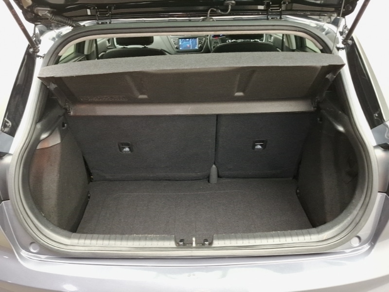 Used Hyundai i20 2019 for sale - 77008735: Photo 8