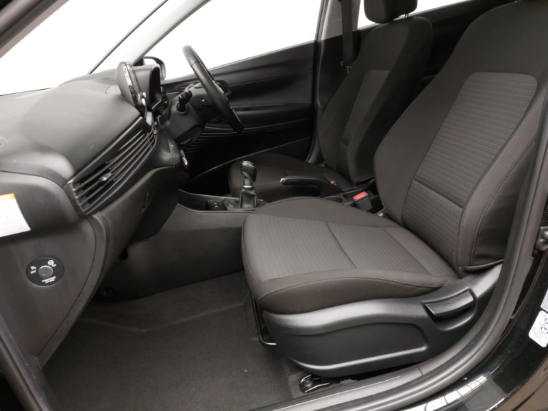 Used Hyundai i20 2023 for sale - 77832203: Photo 5