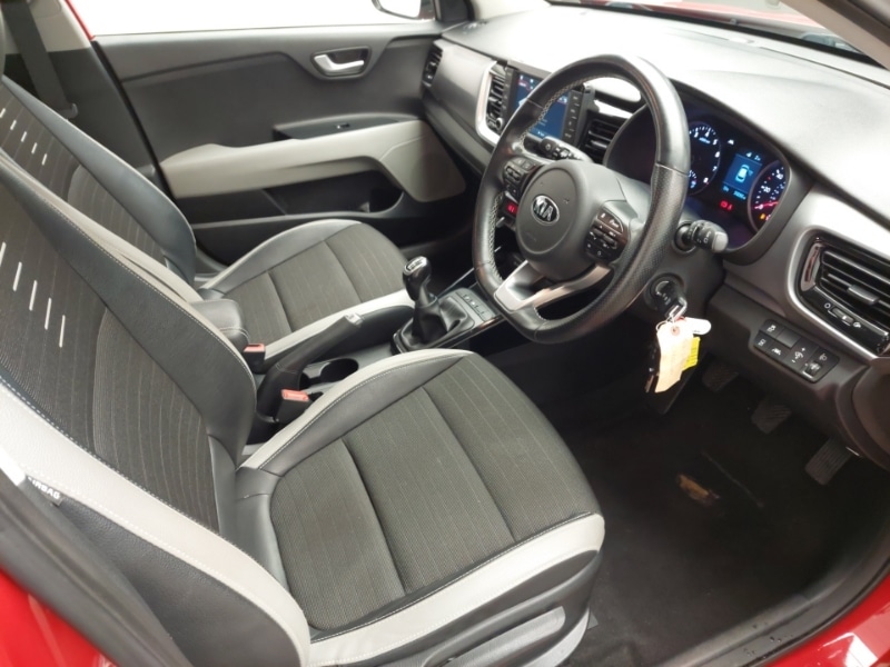 Used Kia Stonic 2018 for sale - 76925015: Photo 13
