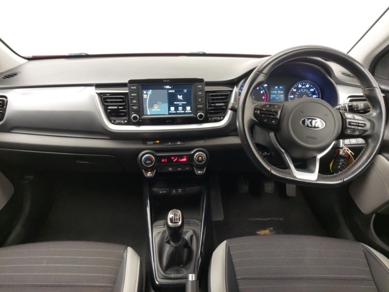 Used Kia Stonic 2018 for sale - 76925015: Photo 2