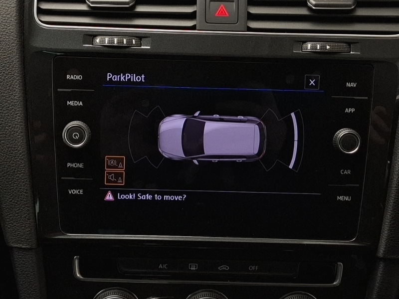 Used Volkswagen Golf 2019 for sale - 76629088: Photo 11